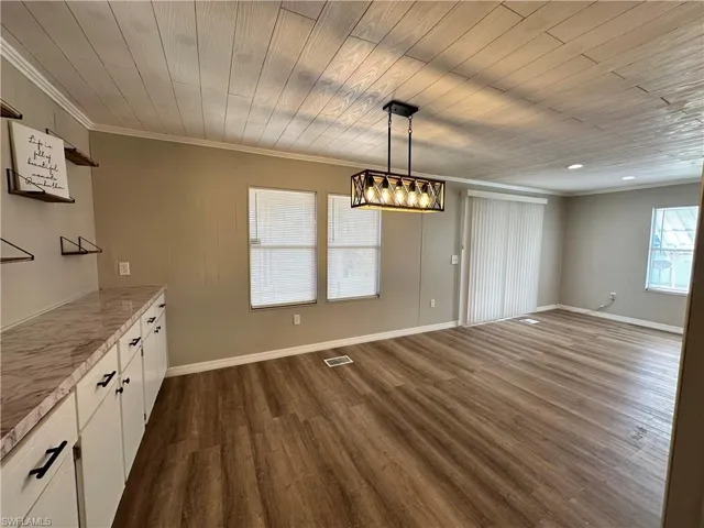 Formal Dining