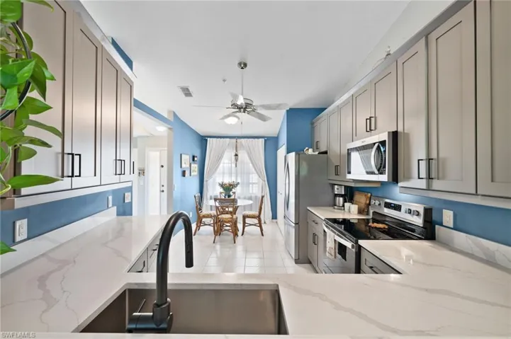 9087  Michael  CIR, Naples, FL 34113