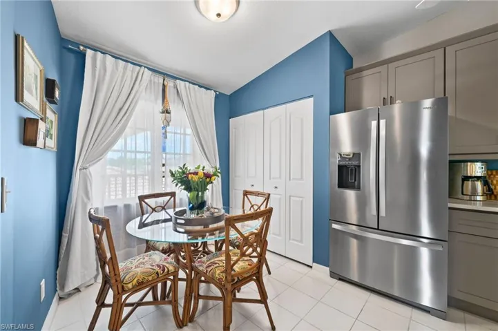 9087  Michael  CIR, Naples, FL 34113
