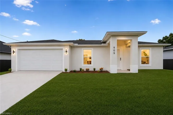 909 Grant Blvd, Lehigh Acres, Florida 33974