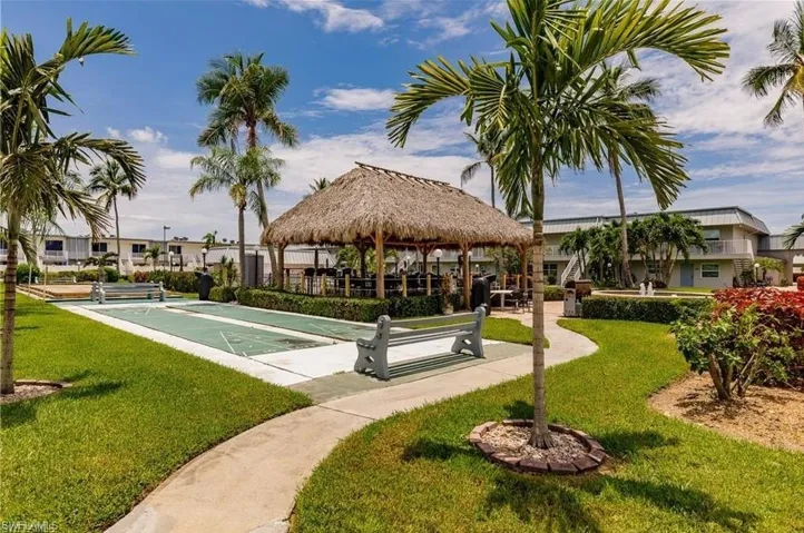 6777  Winkler  RD, Fort Myers, FL 33919