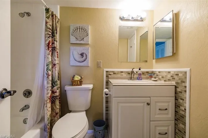 6777  Winkler  RD, Fort Myers, FL 33919
