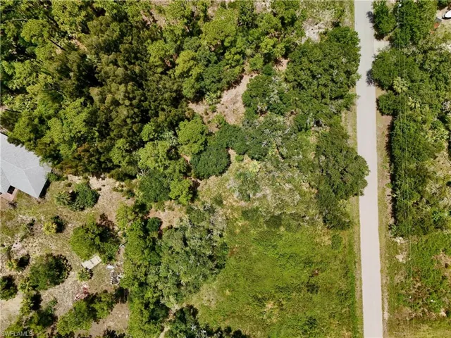 1210 Mcarthur Ave, Lehigh Acres, Florida 33972