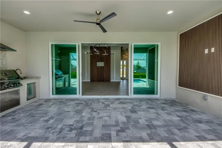 3821 Sw 14th Pl, Cape Coral Fl 33914