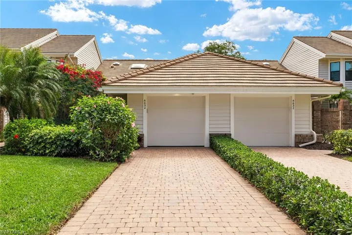 6634  Trident  WAY, Naples, FL 34108