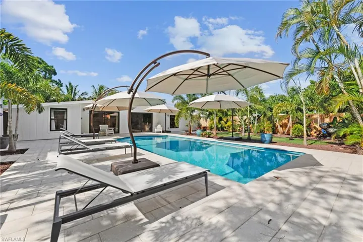 1294  Michigan  AVE, Naples, FL 34103