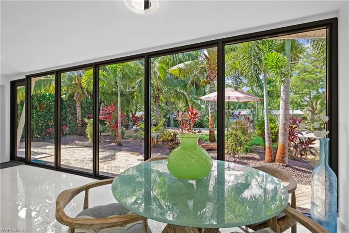 1294  Michigan  AVE, Naples, FL 34103