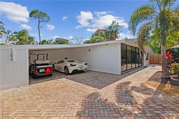 1294  Michigan  AVE, Naples, FL 34103