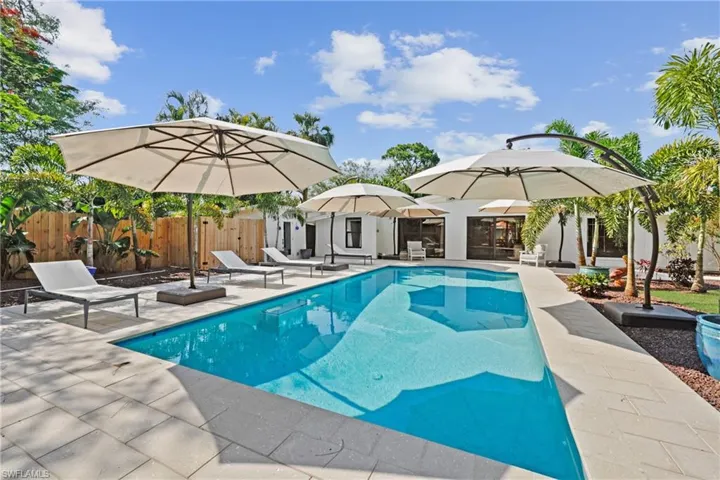 1294  Michigan  AVE, Naples, FL 34103