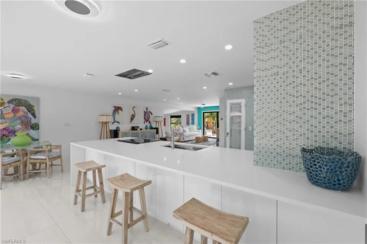 1294  Michigan  AVE, Naples, FL 34103