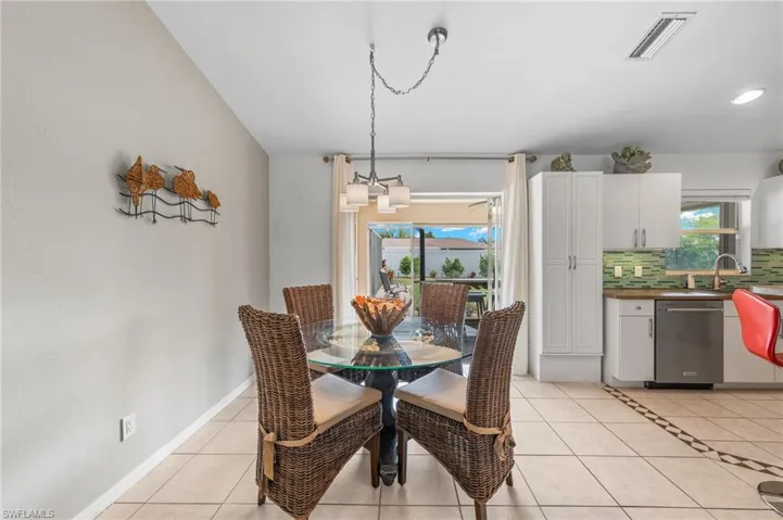 4125 SW 7th AVE, CAPE CORAL FL 33914