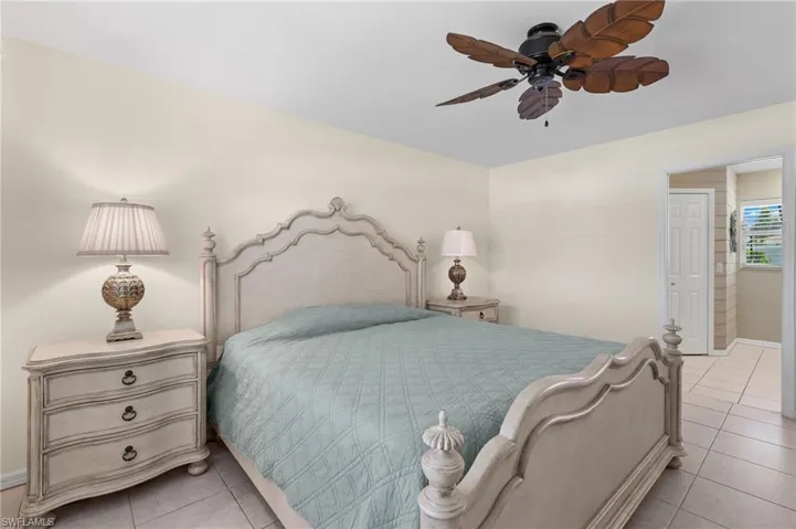 4125 SW 7th AVE, CAPE CORAL FL 33914