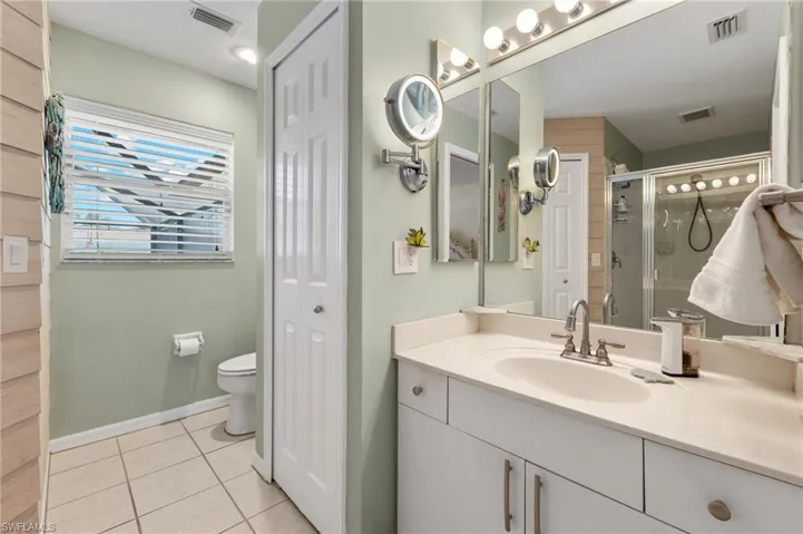 4125 SW 7th AVE, CAPE CORAL FL 33914