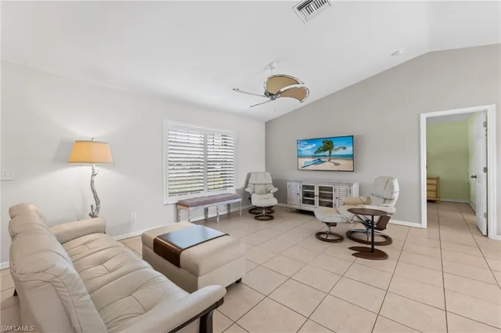 4125 SW 7th AVE, CAPE CORAL FL 33914