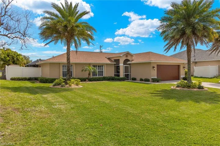 4125 SW 7th AVE, CAPE CORAL FL 33914