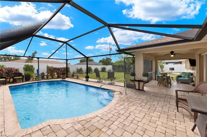 4125 SW 7th AVE, CAPE CORAL FL 33914