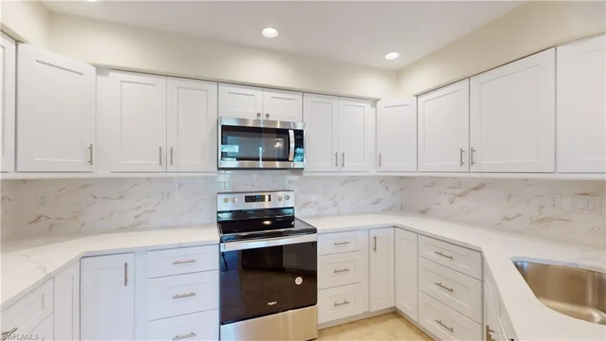 9310  Bayberry  BEND, Fort Myers, FL 33908