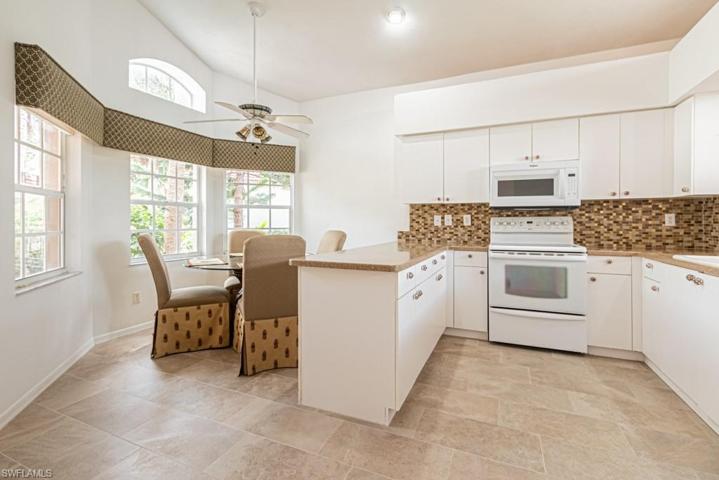 Eat-In Kitchen
