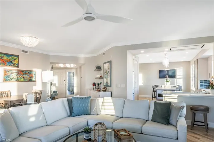 420  Cove Tower  DR, Naples, FL 34110