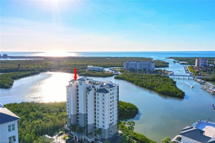 420  Cove Tower  DR, Naples, FL 34110