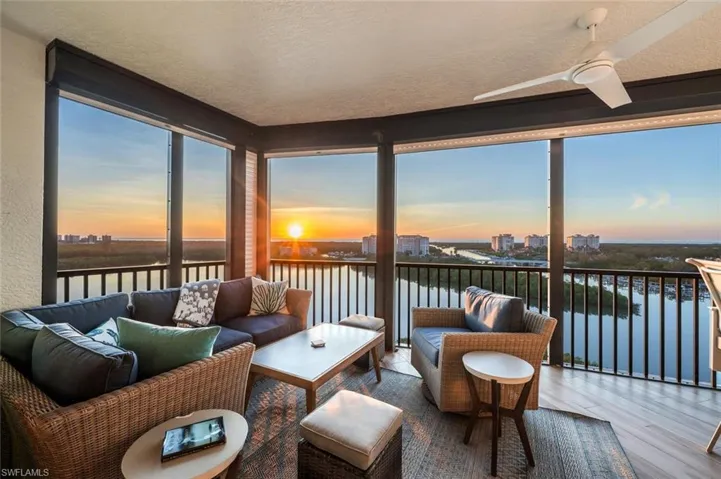 420  Cove Tower  DR, Naples, FL 34110