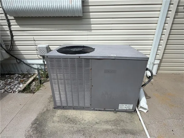 AC