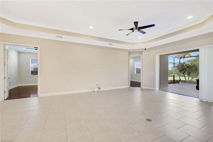 21307 Estero Vista CT, ESTERO FL 33928
