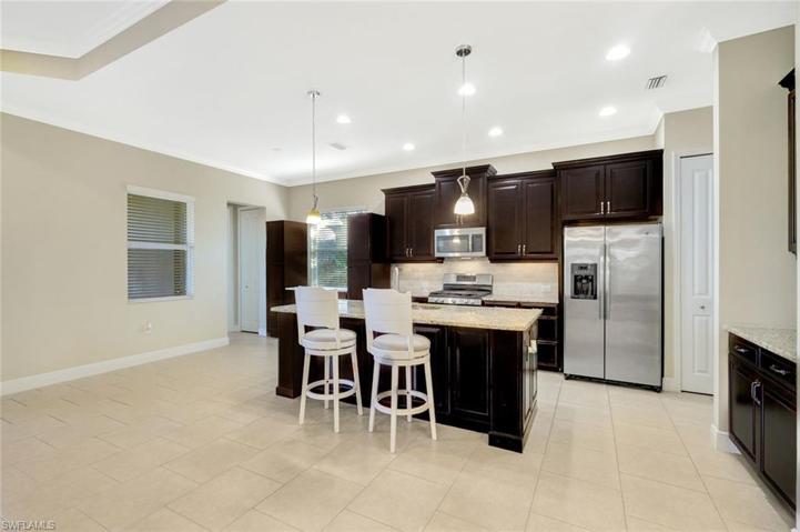 21307 Estero Vista CT, ESTERO FL 33928