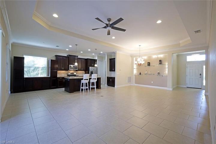 21307 Estero Vista CT, ESTERO FL 33928