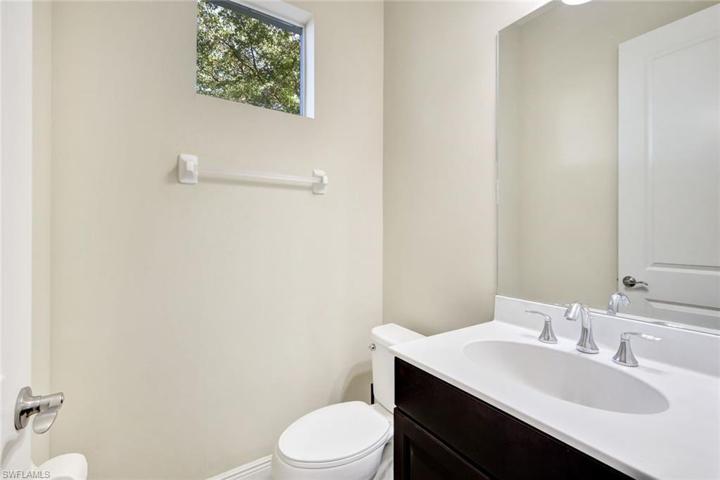 21307 Estero Vista CT, ESTERO FL 33928