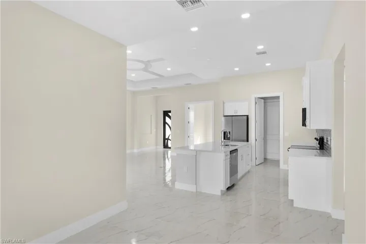4100 8th St Sw, Lehigh Acres, Florida 33976