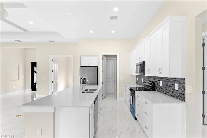 4100 8th St Sw, Lehigh Acres, Florida 33976