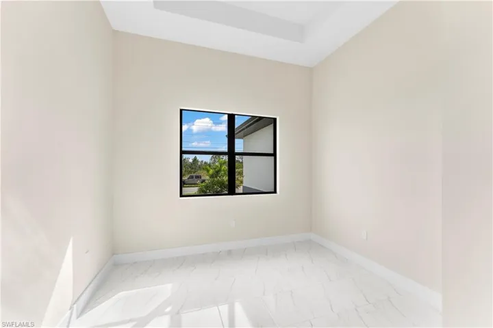 4100 8th St Sw, Lehigh Acres, Florida 33976