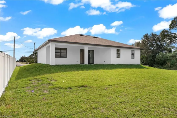 4100 8th St Sw, Lehigh Acres, Florida 33976
