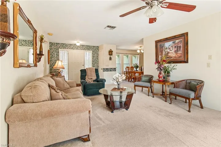 5862  Ginsberg  CT, North Fort Myers, FL 33903