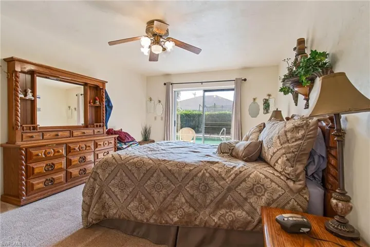 5862  Ginsberg  CT, North Fort Myers, FL 33903