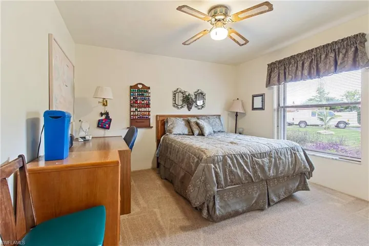 5862  Ginsberg  CT, North Fort Myers, FL 33903