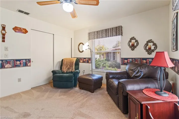 5862  Ginsberg  CT, North Fort Myers, FL 33903