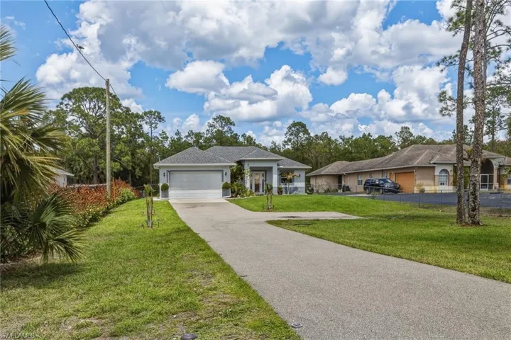 3283  2nd SE AVE, Naples, FL 34117