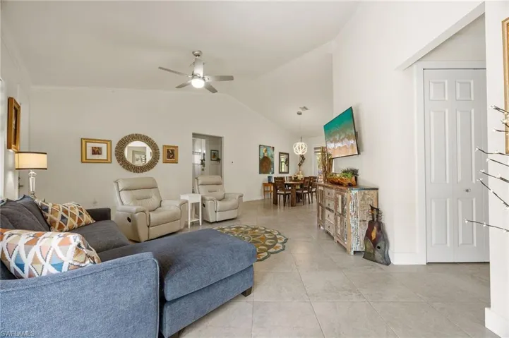 3283  2nd SE AVE, Naples, FL 34117