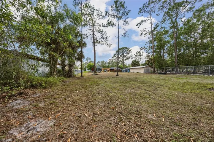 3283  2nd SE AVE, Naples, FL 34117