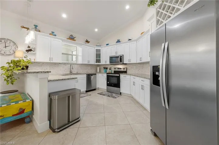 3283  2nd SE AVE, Naples, FL 34117