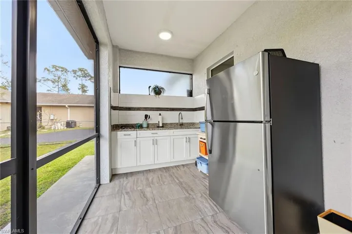 3283  2nd SE AVE, Naples, FL 34117