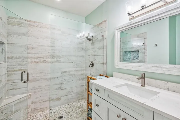 9229  Museo  CIR, Naples, FL 34114