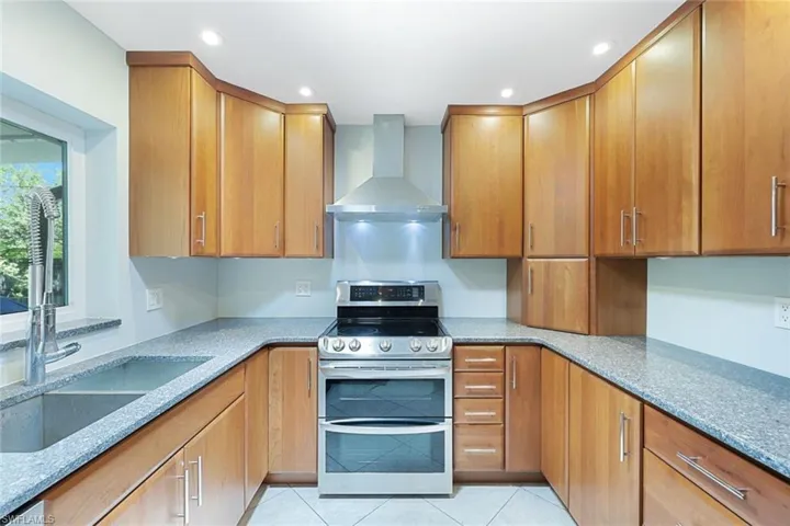 Plenty of room for two chefs in this kitchen!