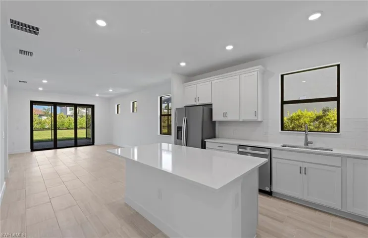 1887  Sierra  AVE, Naples, FL 34120