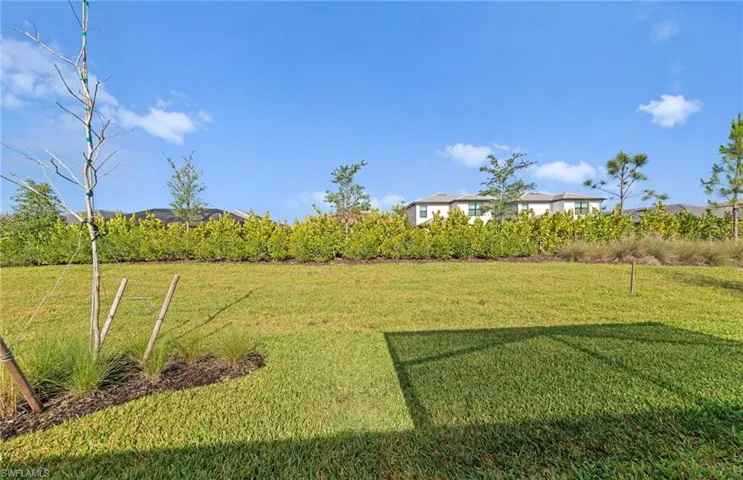 1887  Sierra  AVE, Naples, FL 34120