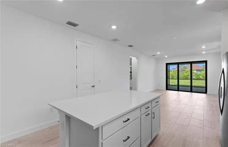 1887  Sierra  AVE, Naples, FL 34120