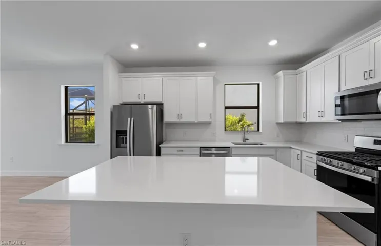 1887  Sierra  AVE, Naples, FL 34120