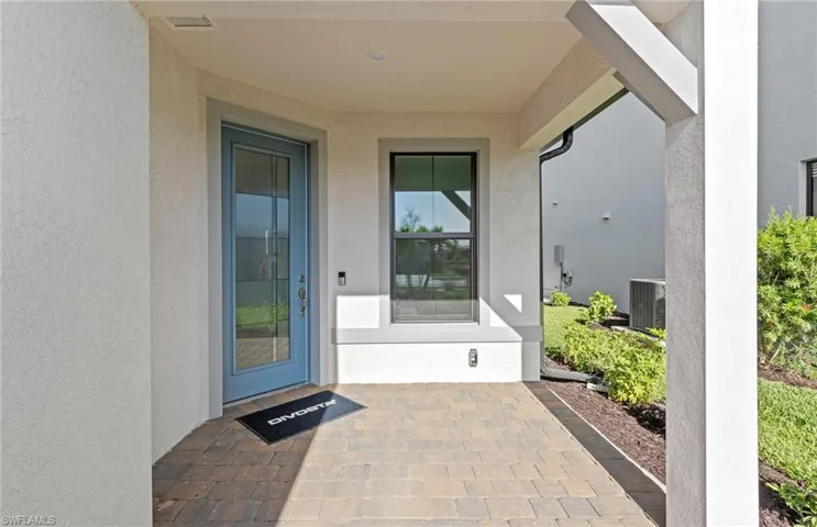 1887  Sierra  AVE, Naples, FL 34120